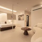 Ikyma Boutique * Polychrono