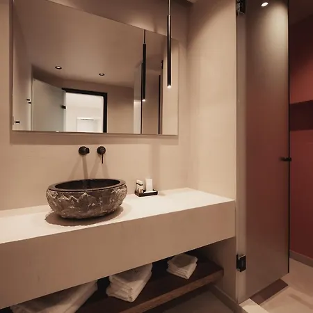 Ikyma Boutique Kriopigi