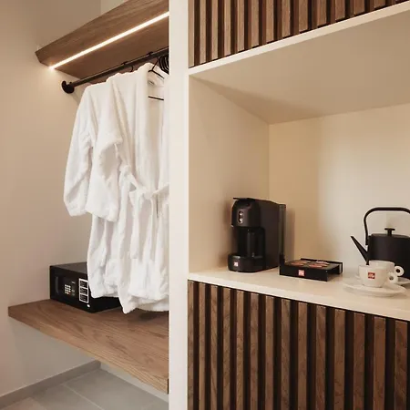 Ikyma Boutique Hotel Polychrono